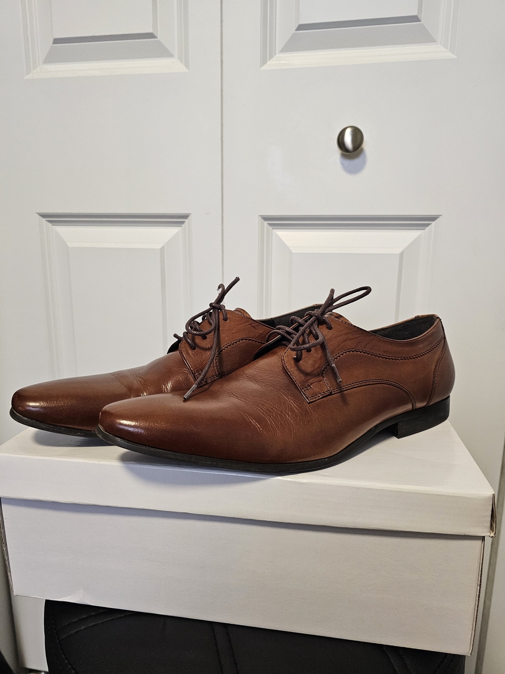 Men's Brown Steve Madden Lace-Up Dress Shoes Size 8.5